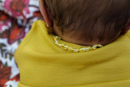 Babyhalskæde i baltisk rav - 33cm
