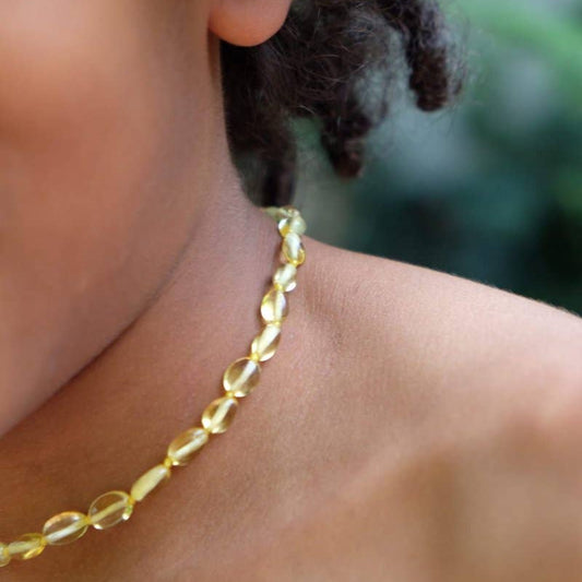 Baby necklace in Baltic amber - 33cm