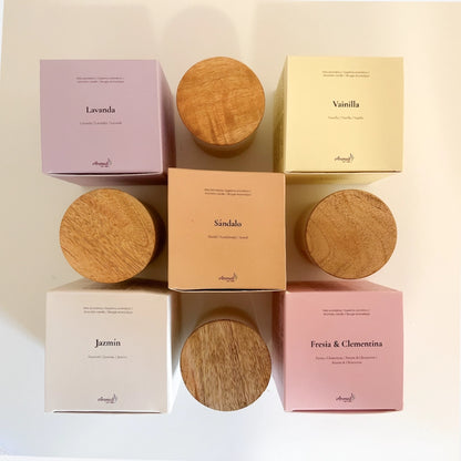 Sojaduftkerze mit natürlichen ätherischen Ölen