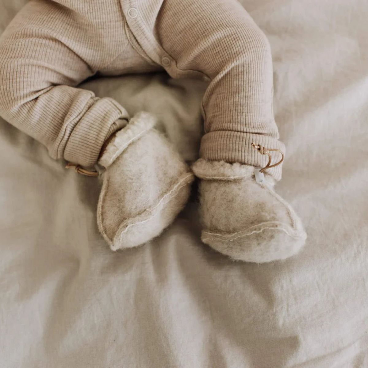 Babyschuhe aus 100 % Merinowolle