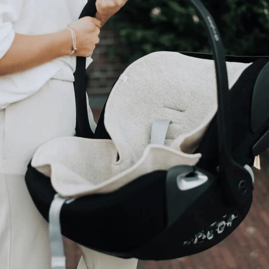 Einsatz für Autositz und Buggy aus 100 % Merinowolle