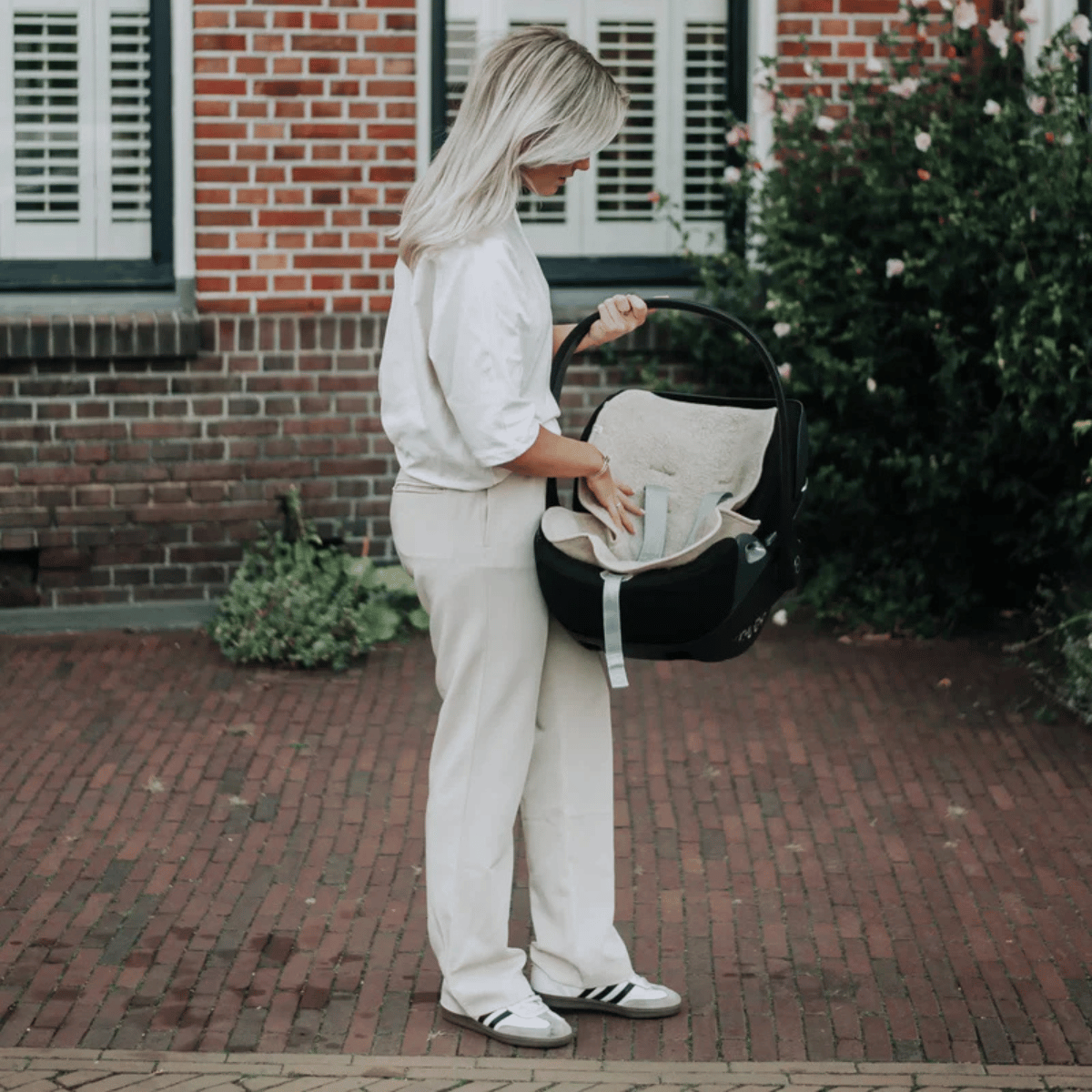 Insert for car seat and stroller in 100% merino wool